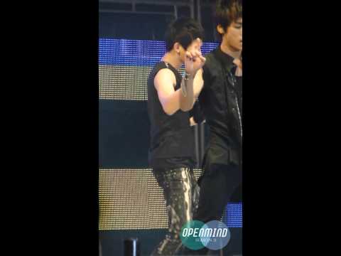 [shinee] 100824 BIG STAR CONCERT-Lucifer ver.minho