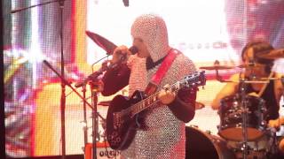 Cristian Castro rockero,  cover Paranoid y Rock N' Roll