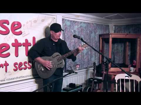 Thom Swift plays Can't be Satisfied at the Rose and Kettle