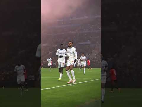 Salto by Pierre-Emerick Aubameyang