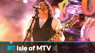 Metro Station - &#39;Shake It&#39; | Live at Isle of MTV Malta 2009