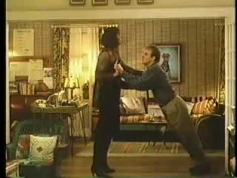 Трейлеры Совершенно чокнутый