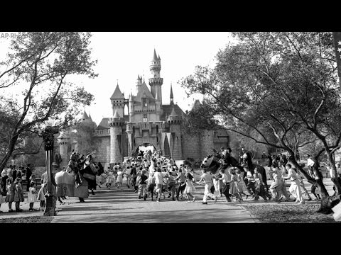 What Disneyland looked like in 1955