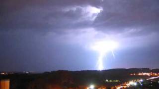 Circle II Circle - Middle of nowhere