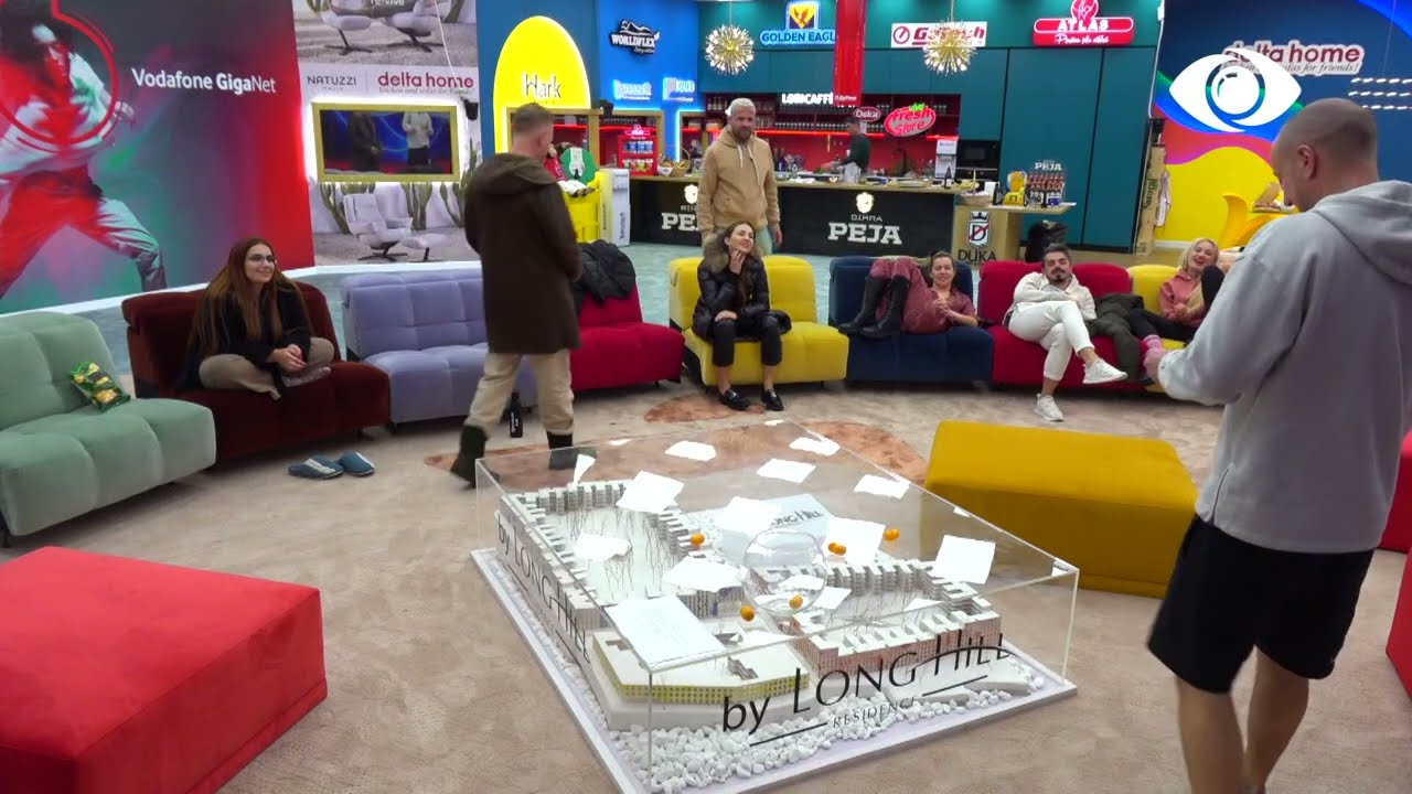 Loja e Panjohura/ Sfida e Kristit dhe Kiarës