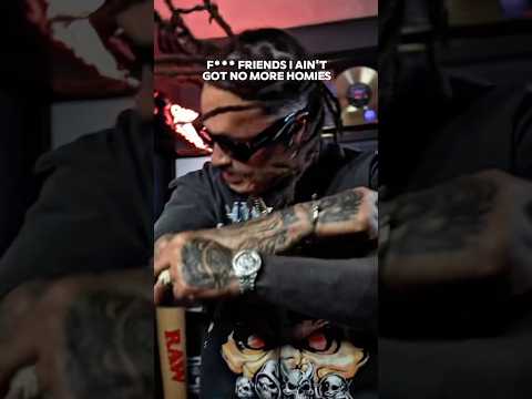 Who feels the same way I do? 👀🖕🏻 #explore #trending #viral #newmusic