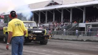 preview picture of video 'Scott Smith with theTonka Toy at Cobleskill fair 2012'