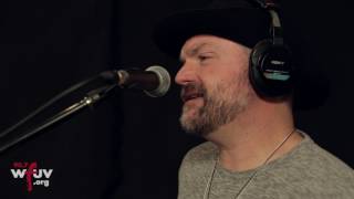 Dispatch - &quot;Painted Yellow Lines&quot; (Live at WFUV)