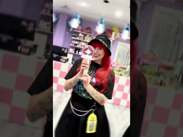 Vídeo relacionado con YinHaong Tarjeta Oficial Fluorescente de Stray Kids Ver 2 Producto Kpop