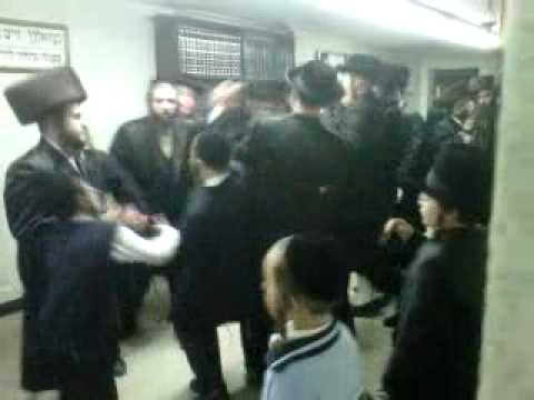 breslever yiden are bsimcha