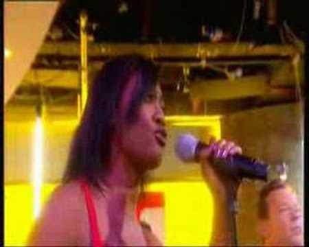 Beverley Knight and Ali Campbell - Running Free