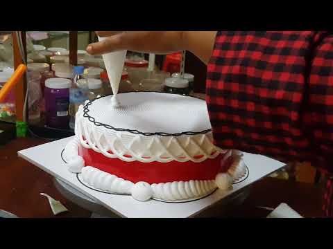 10 Amazing Unicorn Themed Dessert Recipes | DIY Homemade Unicorn Buttercream Cupcakes by So Yummy