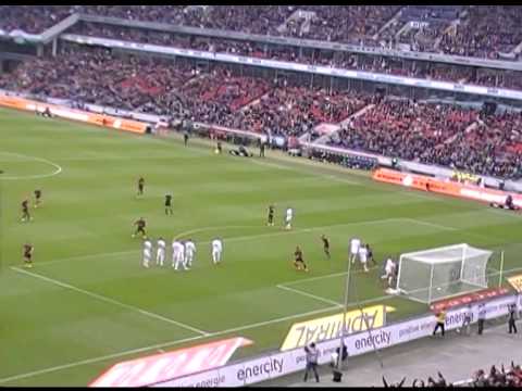 Hannover 96-SC Freiburg, 34. Spieltag, Freistoßtor von Szabolcs Huszti