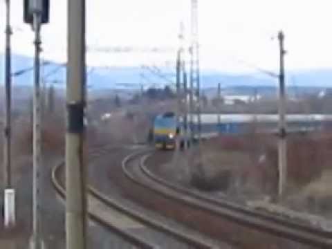 R607 OHŘE ze směru CHEB před stanicí Karlovy Vary který dále pokračuje na Chomutov