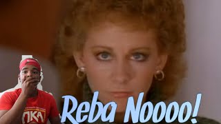 [Reba Nooooo!] Reba McEntire - Whoever&#39;s In New England (Country Reaction!!)