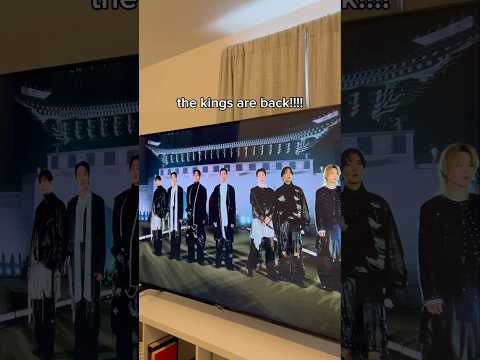 Still can&rsquo;t believe this is real life 😭💜