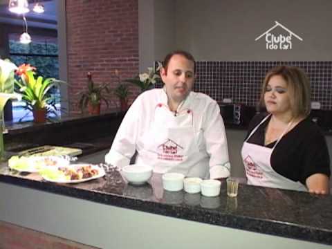 [Clube do Lar] Receita de Espetinhos Mistos, Farofa de Maracujá e Molho de Mel e Mostarda