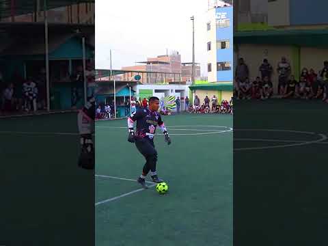 #football Aldair Caqueo Venció la Portería del Loco Ray #poncesports #skills #viral #youtubeshorts