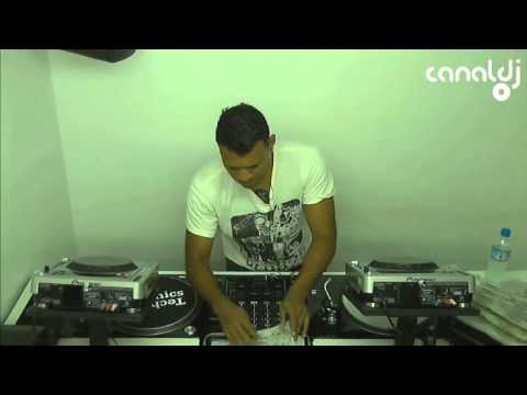 Halley Seidel - DJ SET ( Canal DJ, 13.11.2014 )