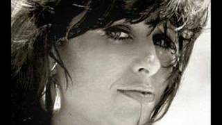 Jessi Colter Sings 'I Thought I Heard You Call My Name.'