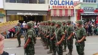 preview picture of video 'Desfile 22 de Octubre 2014 Apatzingán part: 1 (Resumen)'