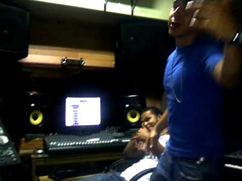 Wally el soniko - Guru Guru Preview Digital Records 2011.3GP