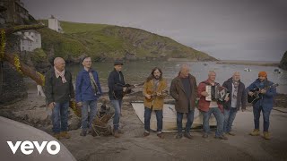 Musik-Video-Miniaturansicht zu I Saw Three Ships Songtext von The Fisherman's Friends
