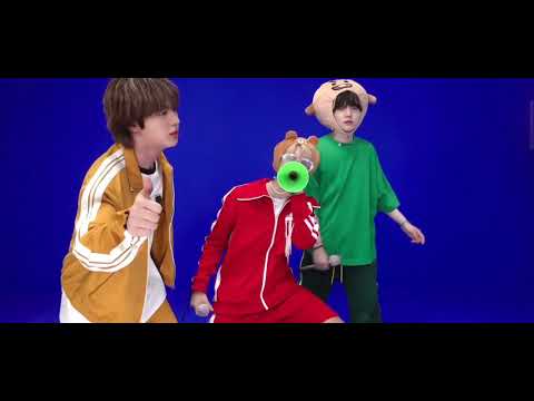 BTS [방탄 소년단] Butter in 노래방 Behind the scenes