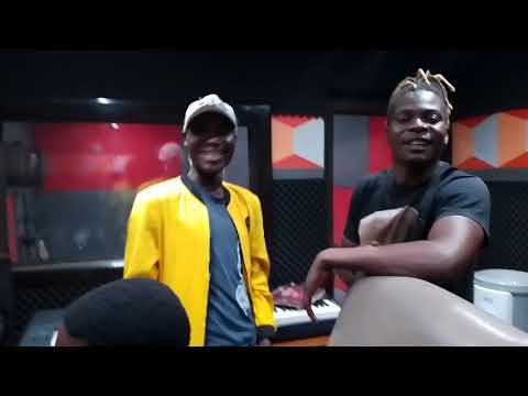 Watch Teekay-G at chillsport records,after a nice studeo session ##koppo riddim.