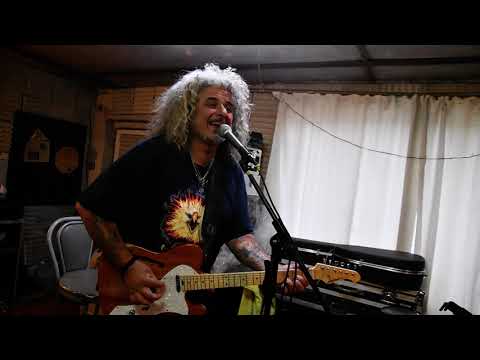 ''Iron Rock Bastards 69'' (I.R.B.69)- ''30 души и едно прасе''.