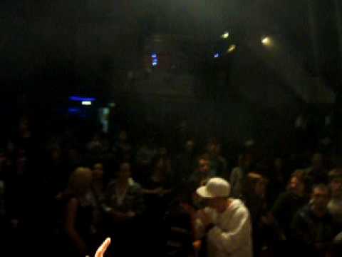 Sweet Poison HUNG UP (BOMBA) - Lugano Sala Metrò