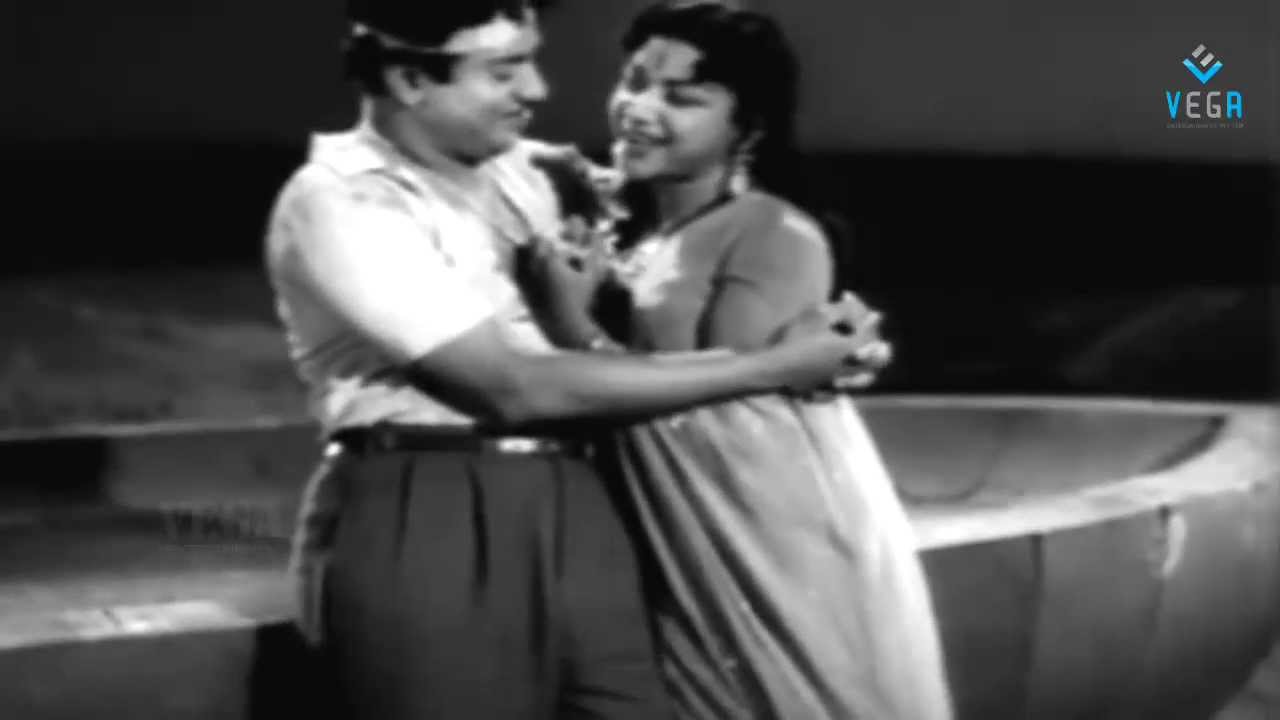 Enna Solli Paduven Song Lyrics | Muthu Mandapam