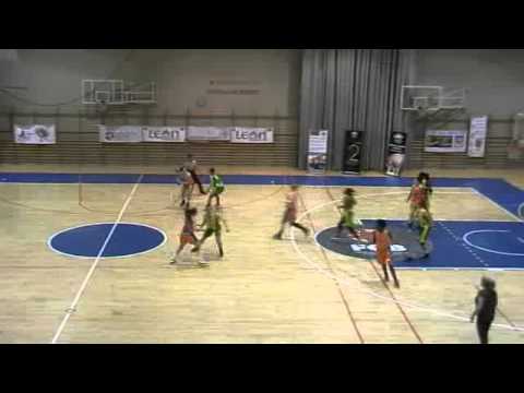 LF2A23J LEON CUNA DEL PARLAMENTAR...,80 - 64,C.B. AL-QÁZERES EXTREMADU... (19/03/2016)