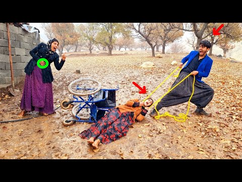 Tension between spouses: Husband tries to kick his first wife out on a rainy day