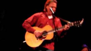 Ellis Paul Maria's Beautiful Mess