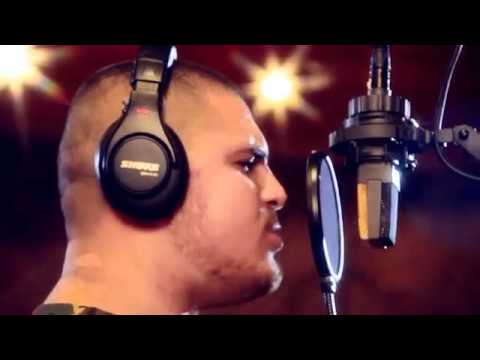 EL KOMANDER FT. LOS BUCHONES DE CULIACAN SINALOA