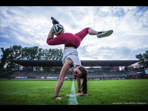 FREESTYLE - Laura Biondo