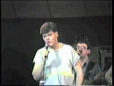 Pádraig Mór & Pangur Bán Live in Glasgow 1985....Joe McDonnell (Irish Rebel Music)