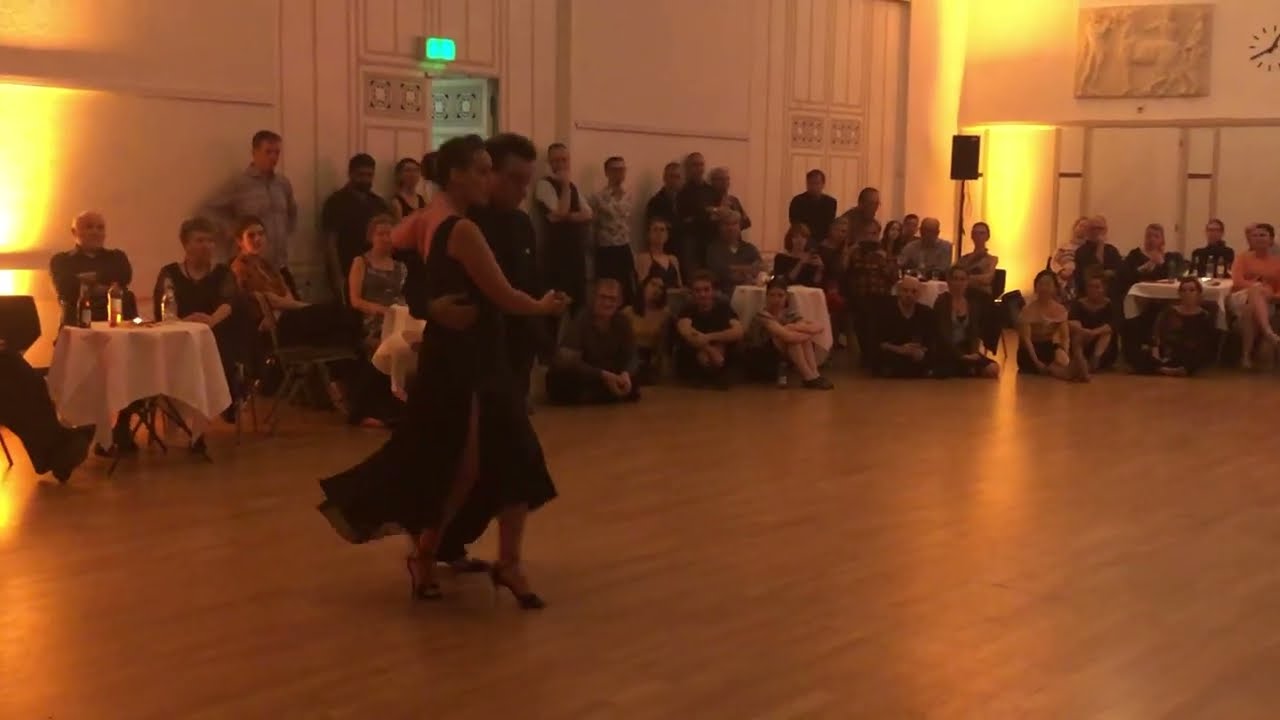 Mariano Chicho Frumboli & Juana Sepulveda_1 Gran Milonga 2.12.2023, Zürich