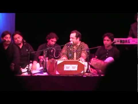 Rahat Fateh Ali Khan Live In Manchester Singing Gum Sum Gum Sum