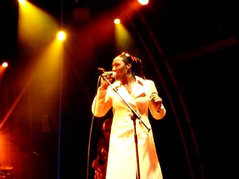 Soul II Soul, Fairplay live with Rose Windross