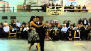 VIRGINIA GOMEZ Y CHRISTIAN MARQUEZ  "LOS TOTIS" EN LA MILONGA DEL MORAN 01/04