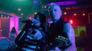 Download lagu Crossbone Skully - Thunder Love feat. Phil Collen mp3 Download lagu Crossbone Skully - Thunder Love feat. Phil Collen mp3