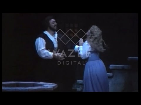 Luciano Pavarotti & June Anderson in Rigoletto (MET, 1990) [Rare TV fragment]