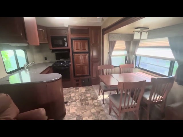 2012 Wildcat 282RK 5th Wheel in Travel Trailers & Campers in Regina