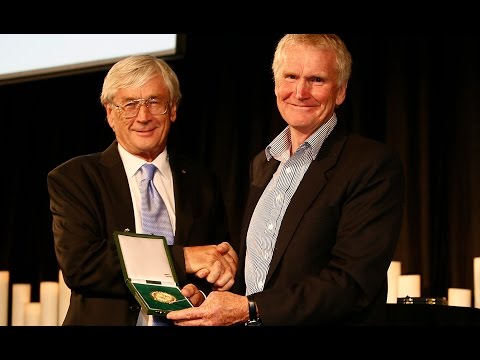 Dick Smith: Special Australian Geographic Award for 50 years of Adventure
