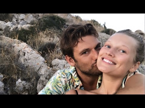 Wehen gezeigt: Toni Garrn selten offen über Baby und Geburt