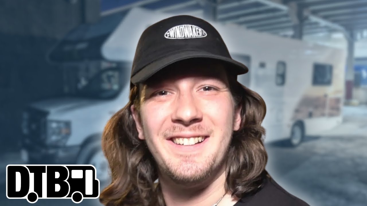 Windwaker - BUS INVADERS Ep. 1944