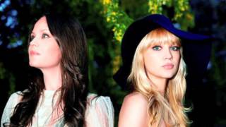 The Pierces - Space Song (lyrics)
