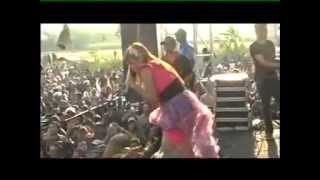 Download lagu Sera Rock Dangdut terbaru bersama penyanyi paling cantik mp3